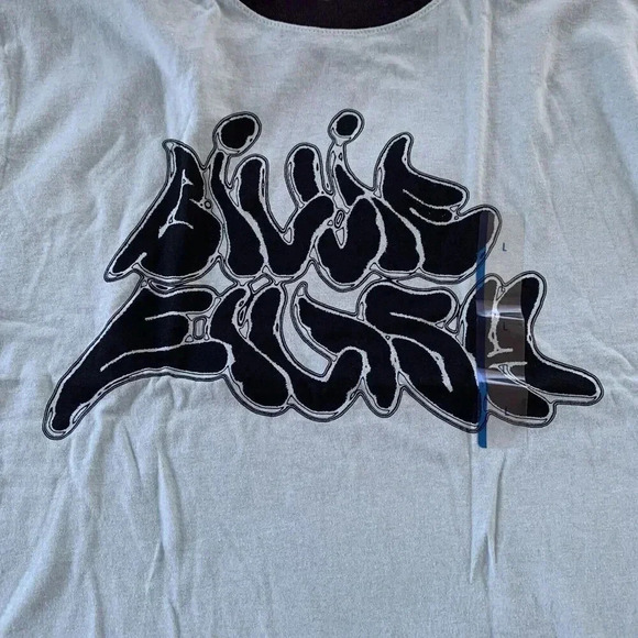 Adult Billie Eilish Ringer Tee Graphic Print Teal Green Shirt Size Large NWT - Picture 4 of 9